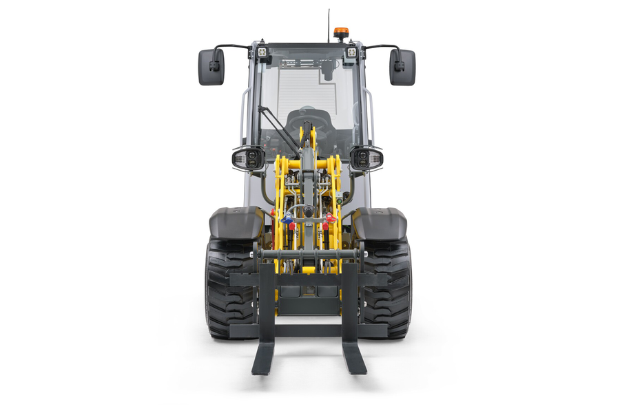 Wacker Neuson wheel loader WL28e with cabin, studio